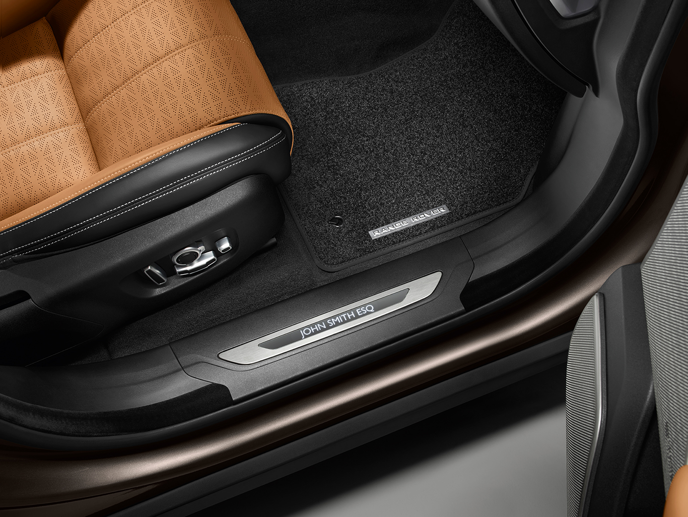 ��������������� �������� ������ � ������������ | Range Rover Velar 2017 -