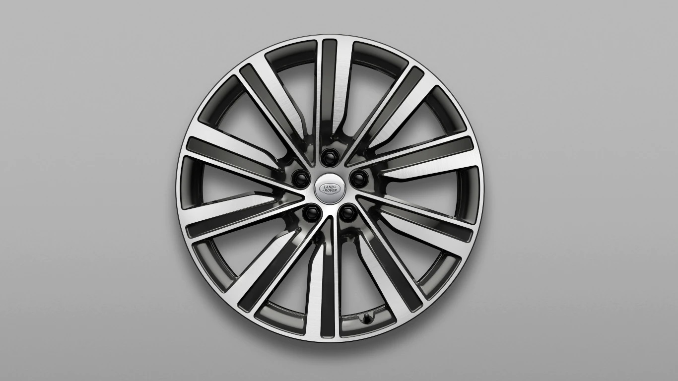 ������� ���� R22" <p>Diamond Turned with Dark Grey Contrast <p>| Range Rover 2022 -