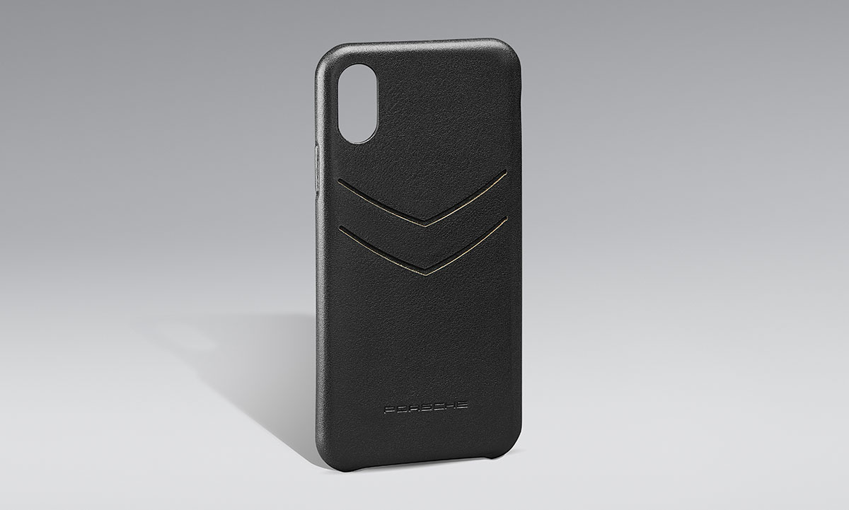 ������ ������� ����� Porsche ��� iPhone X
