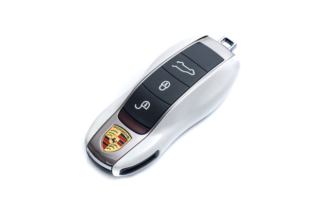 ������ ������� ����� Carrara White Metallic| Porsche Cayenne E2 2011 - 2014