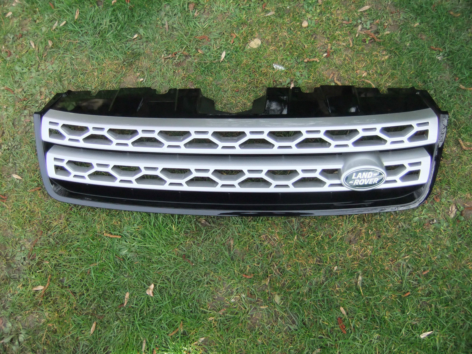 ������� �������� Dark Atlas| Land Rover Discovery Sport