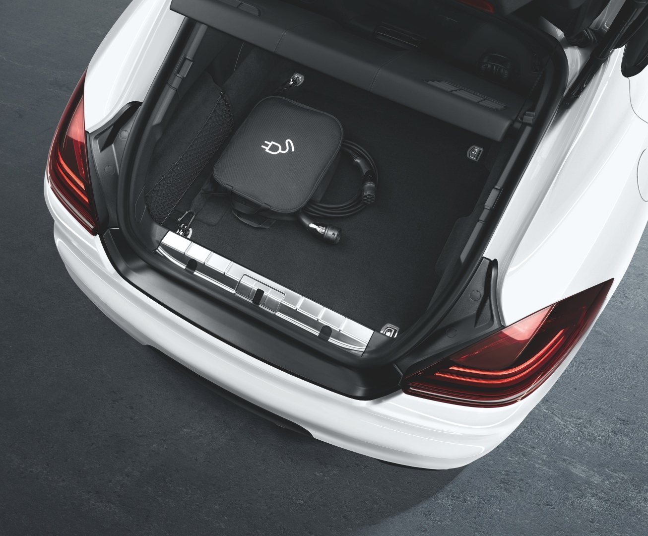 �������� ������ �� ������  | Porsche Cayenne E-Hybrid