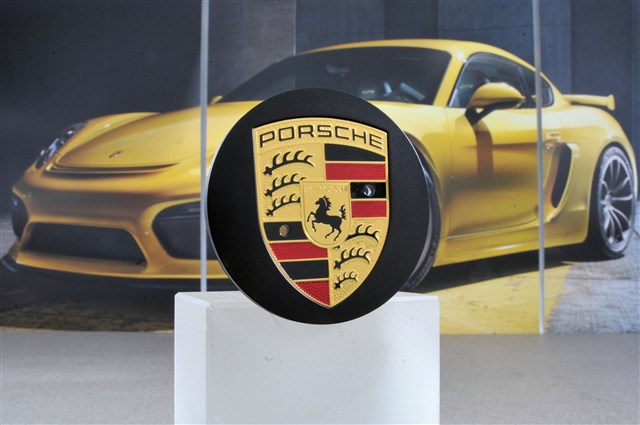 �������� �������� ����� RS Spyder Black | Porsche Macan