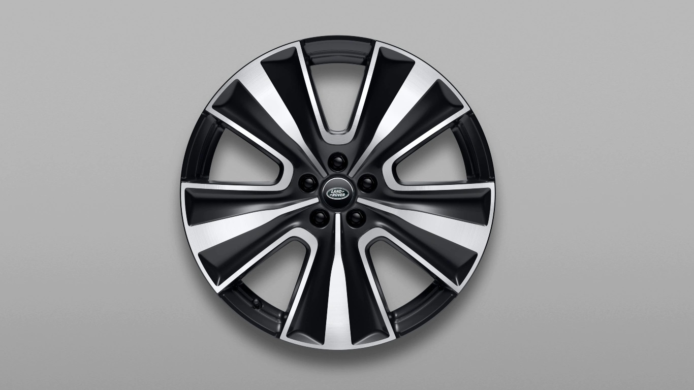 ������� ���� R22" SV �������<p>Diamond Turned with Dark Grey Contrast<p>| Range Rover 2022 -