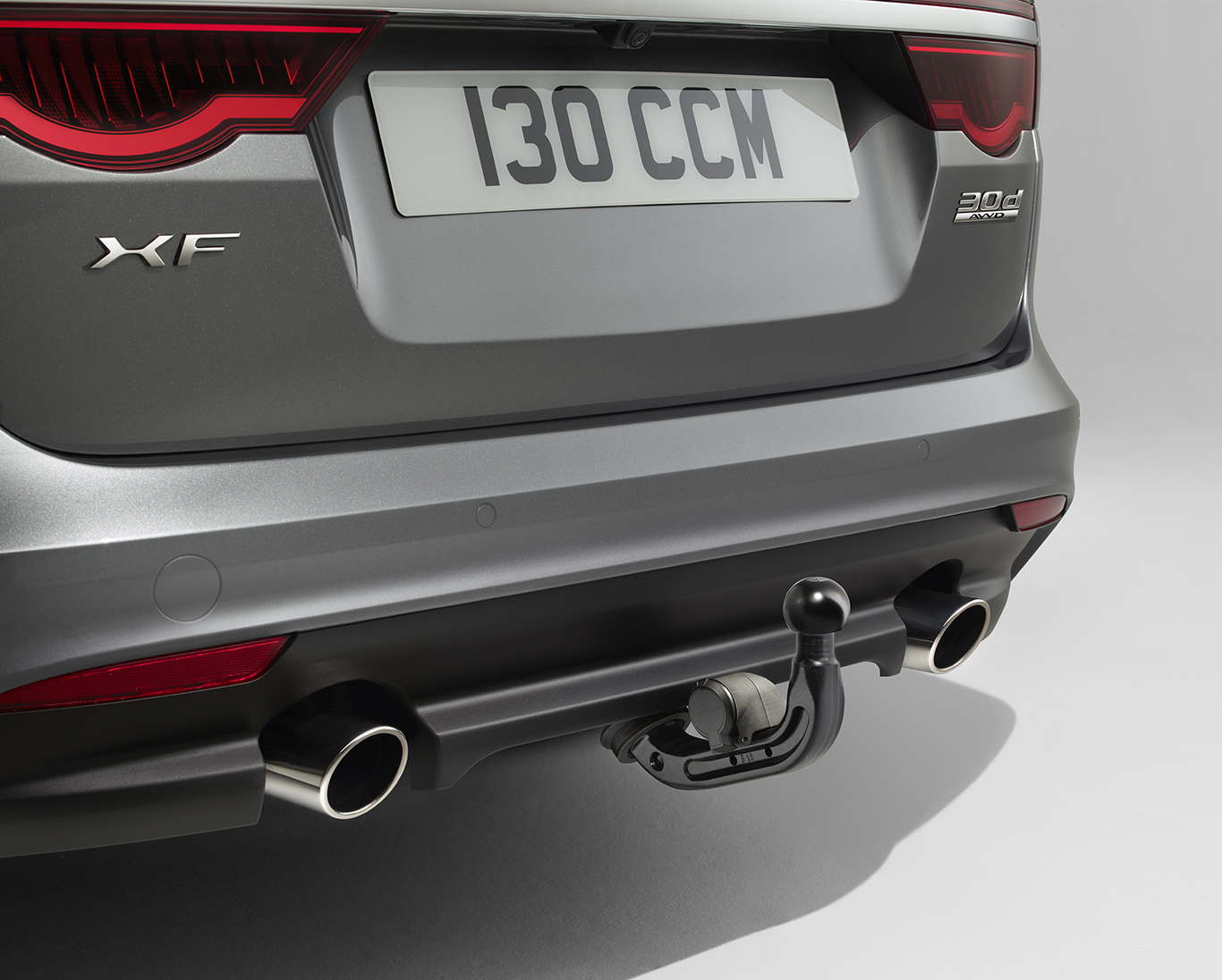 ������ � ��������������� | Jaguar XF 2016 - 