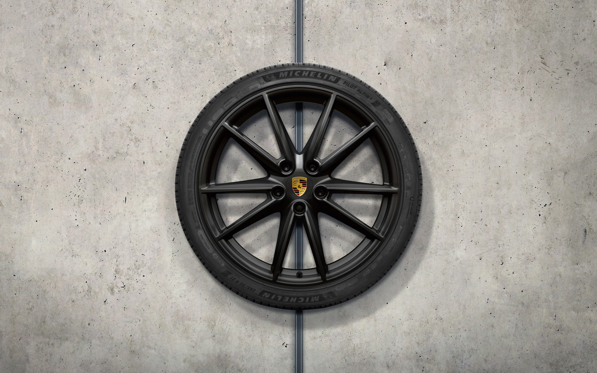 �������� ������� ���� <p>� 20/21-��������� ������� <p>Carrera S, ������������� � ������ ���� <p>(����������-���������)
