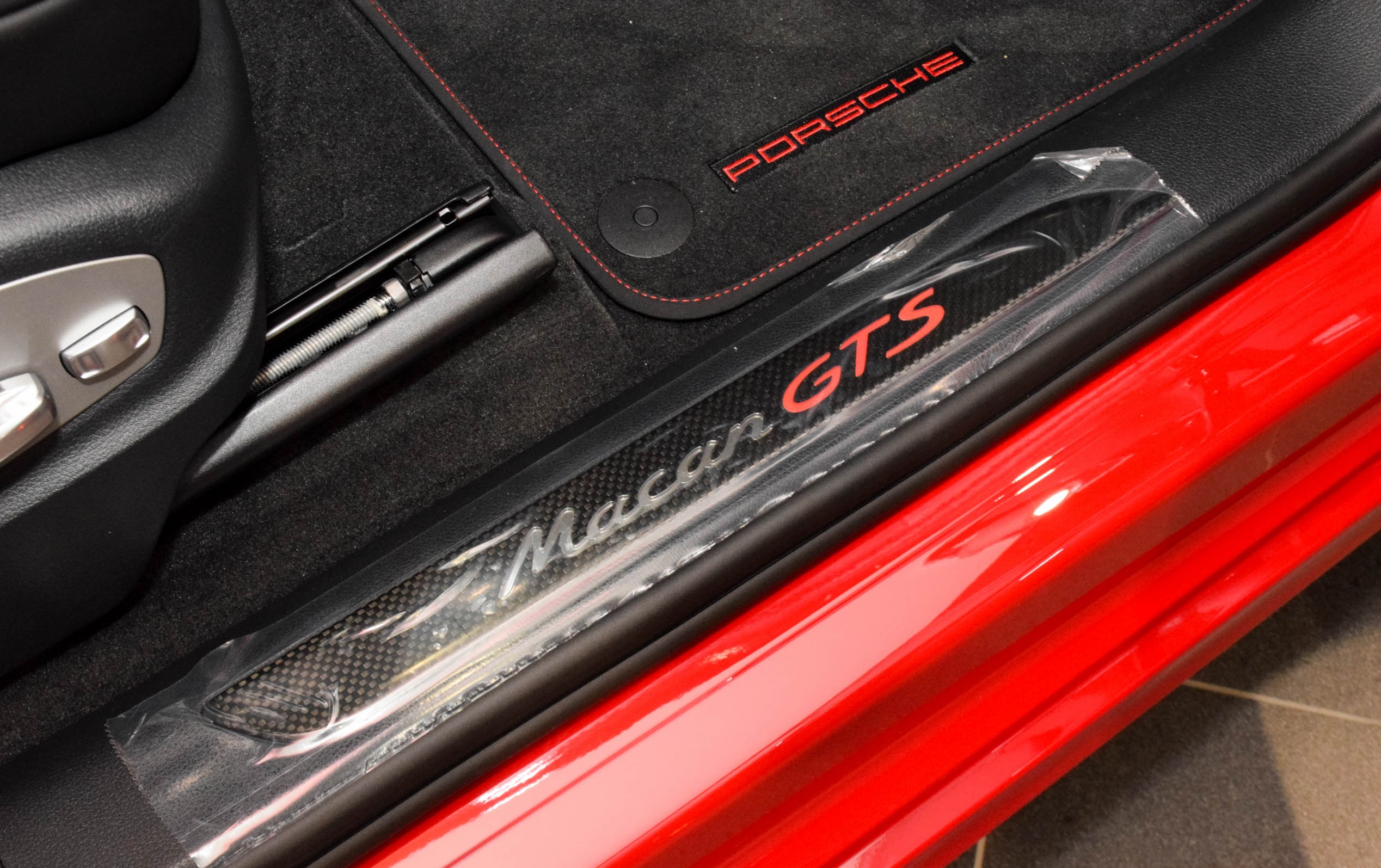 �������� �������� �� ������ | ��� ����������� Macan GTS | Porsche Macan