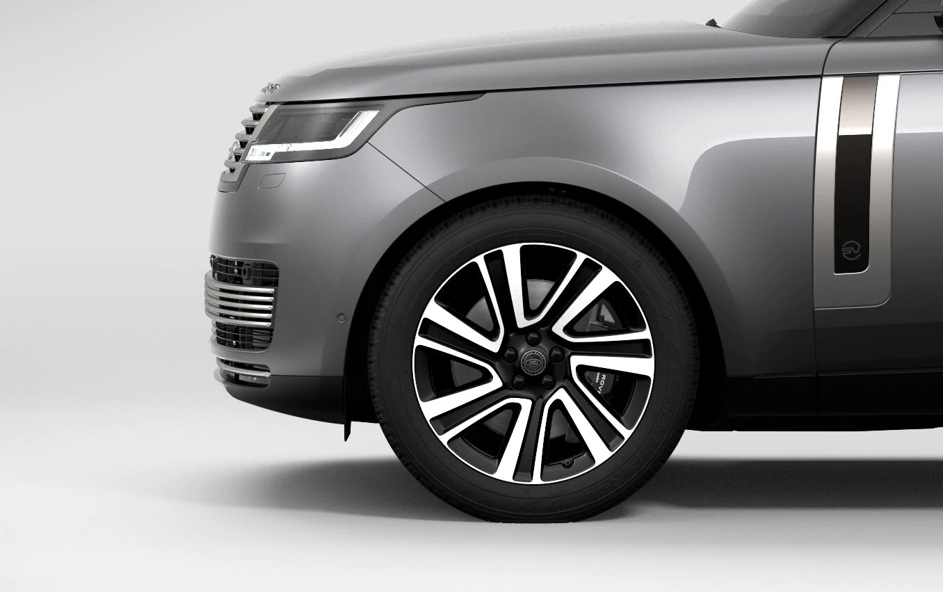 ���� ������� R22" <p>Diamond Turned with Gloss Black<p>| Range Rover 2022 -