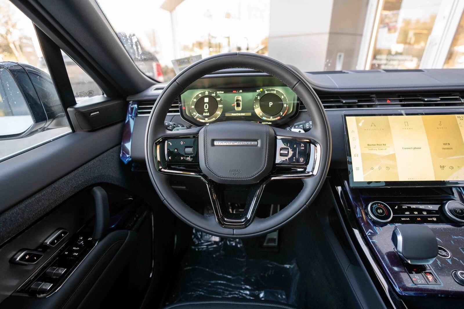 ������� ������ Ebony Black<p>| Range Rover Sport 2023 -