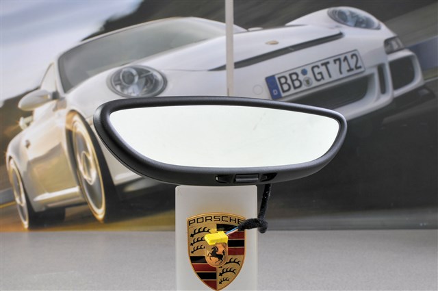 ������� �������� �������� ���� � ��������������� | Porsche Macan
