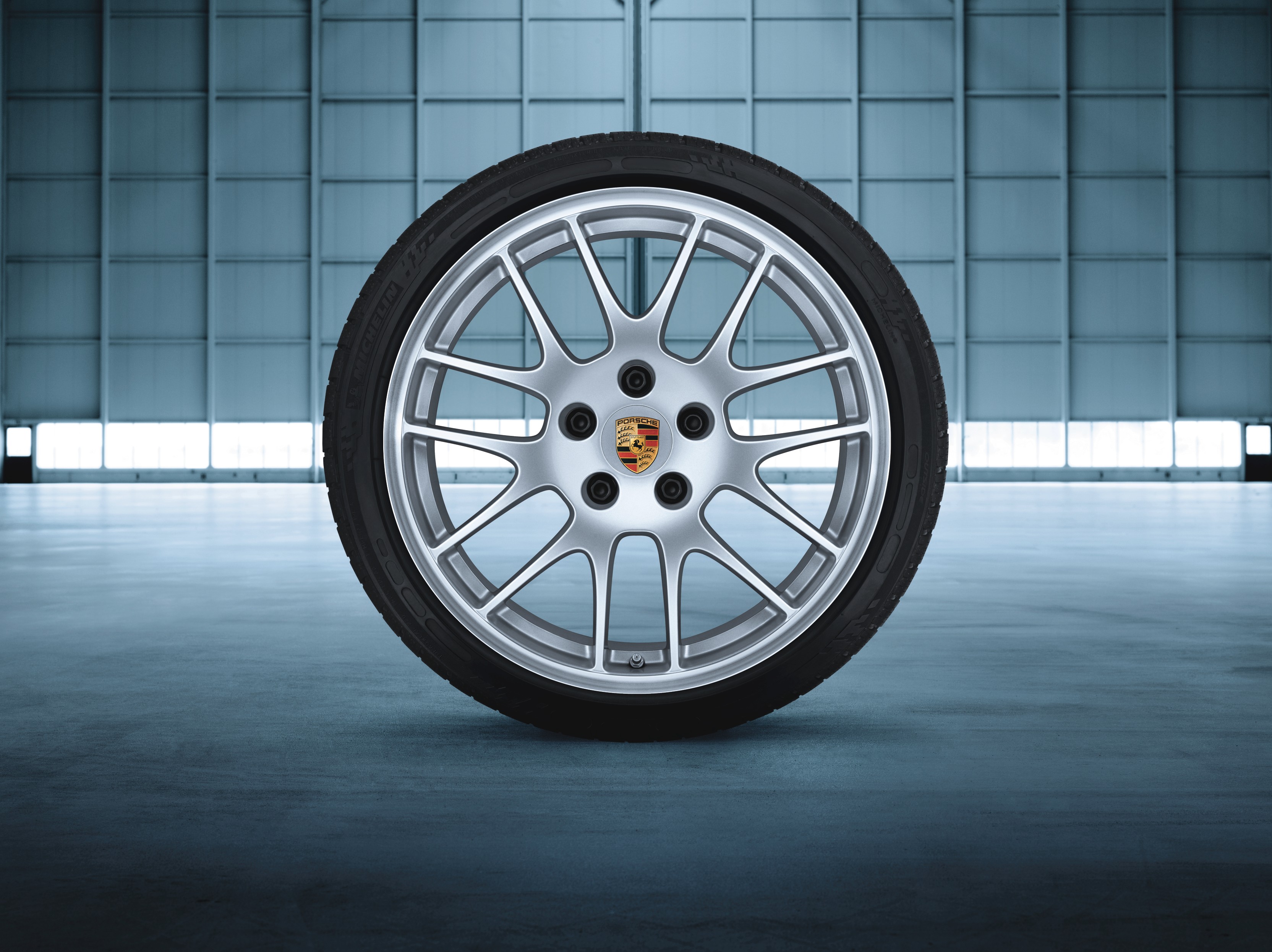 �-� ����� R20 RS Spyder Design � ������������ ������ ����� | Porsche Panamera G1