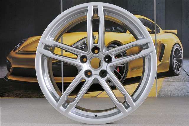 ������� ���� R19 8J x 19 ET 21| Porsche Macan Turbo