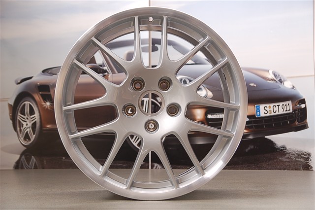 ������� ���� RS Spyder R 20����� ��� | Porsche Panamera